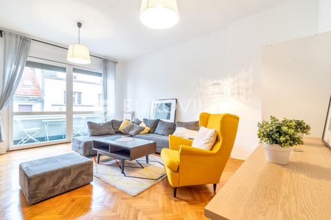 Center, Trg bana Jelačića, furnished three-room apartment of 83 m2 on the fourth floor of a well-maintained residential building with an elevator. It consists of an entrance hall, living room, kitchen with dining room, 2 bedrooms, two bathrooms. The ...