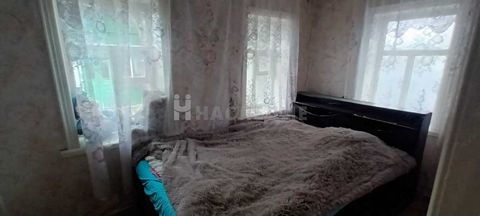 Номер в базе компании: 27642361. Предлагаем купить недорогой, но очень уютный дом в районе Машзавод по цене ниже рыночной. Характеристики Дом площадью 65 квадратных метров выполнен из самана. Планировка позволяет максимально эффективно использовать п...