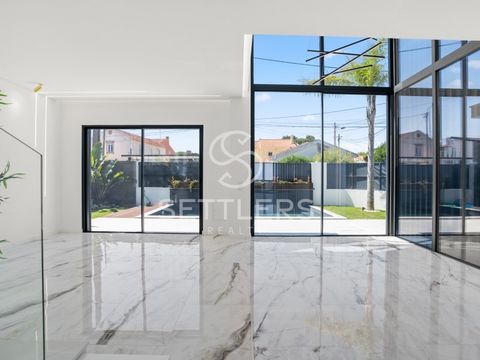 New detached 4-bedroom house with contemporary architecture in Murches Comprising: Ground floor - entrance hall with wardrobe, living room (57.70 m²), south/west facing, with double-height ceiling, divided into a living area with direct access to the...