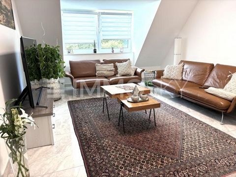 Welcome to your new home: a modern and upscale 3-room apartment that leaves nothing to be desired. This luxurious apartment impresses with clean lines, high-quality materials and a light-flooded atmosphere created by floor-to-ceiling windows in every...