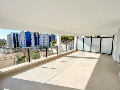 Apartment with lovely terrace and sea view Spacious and bright apartment in San Agustín This apartment is located in San Agustín, just outside Palma, and is primarily known for its fantastic location near the sea and beaches. With Palma's city center...