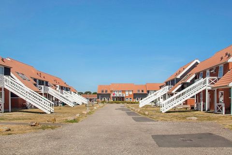 Centre de vacances Klintholm Marinapark Møn Arrivé sur terre et en mer ! Séjournez dans de belles maisons de vacances directement sur le port. Plage adaptée aux enfants et environnement portuaire confortable à proximité. Regardez des films sur YouTub...