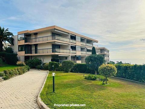 Description : Dans un cadre verdoyant et calme, au coeur du quartier de la Croix des Gardes à Cannes, cet appartement offre un équilibre parfait entre confort et sérénité. Situé à seulement 900 m de la médiathèque avenue Jean de Noailles, au sein d'u...