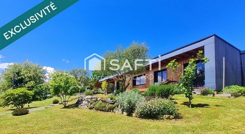 Propriété contemporaine sur les hauteurs de Champagneux