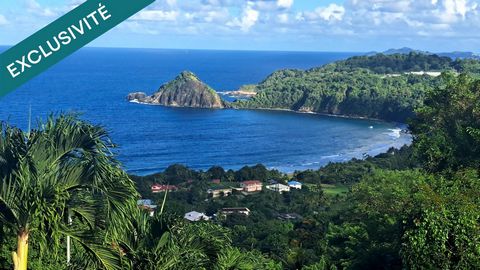 terrain vue mer sur le Marigot