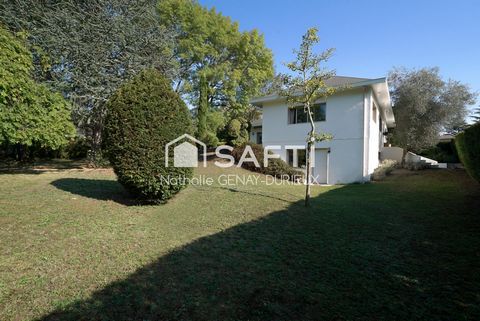 Propriété rare alliant calme absolu, volumes généreux et fort potentiel, à seulement 15 minutes de Lyon