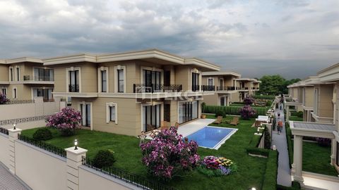 Stylish Villas Near the Sea in Büyükçekmece Istanbul The chic villas are situated in a villa complex within walking distance of the sea in Büyükçekmece İstanbul. The complex has ideal living standards thanks to the developed amenities. ... are 700 m ...