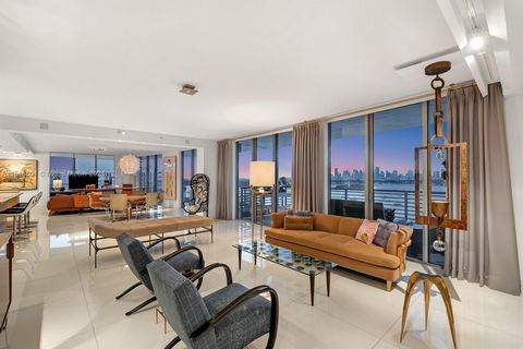 Ultimate luxury is available in this Upper Penthouse Unit at Capri South Beach. With over 120 ft of frontage on Biscayne Bay, this almost 3000 sq ft Penthouse has direct downtown Miami Skyline and Bay Views from every room, and distant Ocean Views fr...
