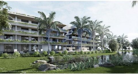 The Lake, with a condominium project with stunning lake views, large terraces, exclusive pools and a world-class golf course just steps from your home. The project has the benefits of CONFOTUR (tax exemptions), a rental program, a beach club, restaur...