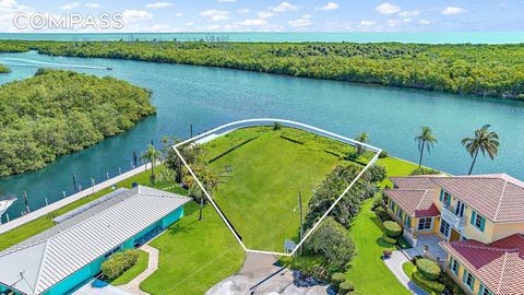 140ft lot next door available for $1.2. Check out 3D Matterport Style Floor Plan Video! Direct Intercoastal Point Lot w/ Over 245 ft of Wide Water Overlooking Preserve! This Serene & Beautiful Lot Features Stunning Architectural Plans That Have Been ...