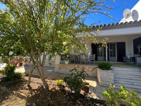 Recently refurbished, walking distance to the waterfront is this suberb villa idealy situated in the Nature Park Ria Formosa, Arroteia de Baixo. 4.317 sqm land. Recently fully refurbished to a high standard. Large garden with a variety of nice fruit ...