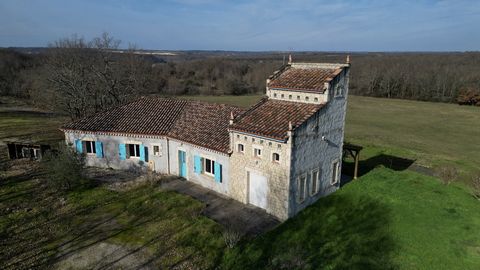 At the end of a dead end in Quercy Blanc, discover this charming single-storey house, offering a peaceful and preserved living environment, without any vis-a-vis. Nestled in the heart of pretty grounds, it offers a breathtaking view of the surroundin...