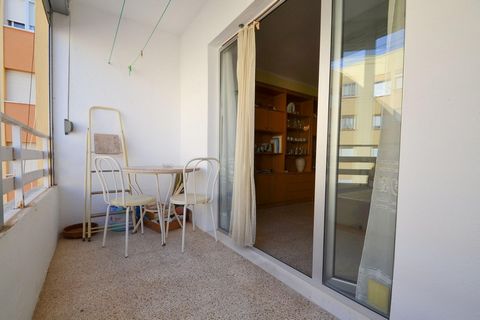 For sale this flat located in the town of La Ràpita. The flat has a living area of 80m². Comprising of hallway, kitchen, dining room with access to balcony, 4 bedrooms and 1 bathroom. Equipped with ceramic hob, electric boiler and oven, aluminium car...