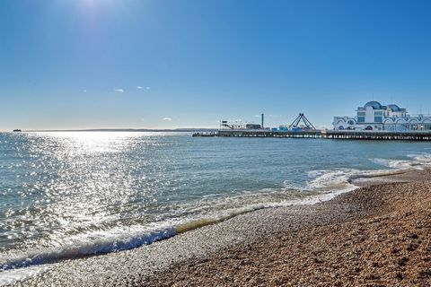 SUMMARY Solent View is a prestigious development of an historic and prominent Southsea hotel. Designed to capture the history and surroundings these stylish 1,2 & 3 bedroom apartments and duplexes have been created and finished to an exceptionally hi...