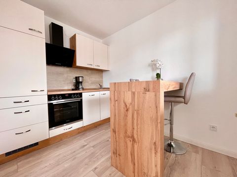 Small but nice, very bright and furnished condominium on the outskirts of Magdeburg. The village of Barleben (10 minutes from the city center) is known for its excellent transport links to the A2 & A14. Small but nice, very bright and furnished condo...