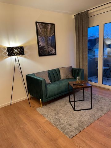 Are you looking for a modern and completely newly furnished 1-room flat? Here you go! The fully equipped flat was completely renovated at the end of 2021 and is located on the 2nd floor of a very well-maintained 3-storey house in a quiet residential ...