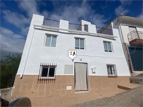 This 4 bedroom 208m2 built Townhouse is situated in an elevated position in popular Castillo de Locubin, just a short drive from the historical city of Alcala la Real in the south of Jaen province in Andalucia, Spain. Being sold part furnished, it is...