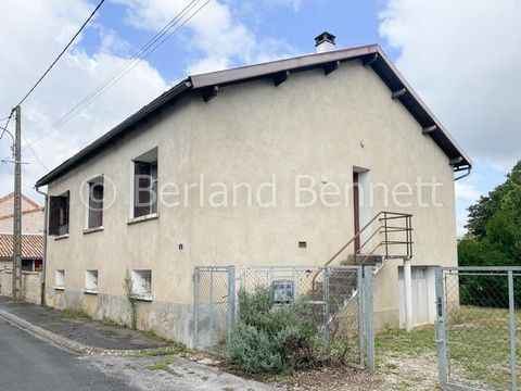Situated a few minutes from the thriving market town of Civray with close access to a train station serving Poitiers in 30 minutes and Angoulême in 45 minutes,  this property to renovate benefits from 85 m2 of living space over a large basement. The ...