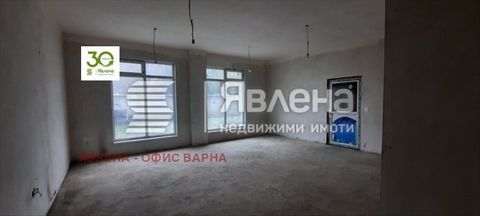 Yavlena Agency is pleased to offer for sale a commercial space located near the Bus Station and Grand Mall - Varna. The property has an area of 104 sq.m. and is without partitions and with great height. With its status, it can be used for many and di...