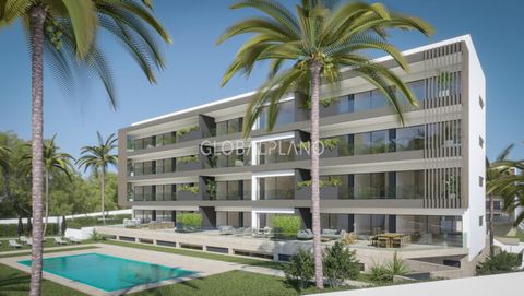 Don't miss this opportunity and come and see these apartments under construction in Sesmarias, with excellent finishes, 2 bedrooms, 2 bathrooms, garage and communal pool. With prices starting from EUR325,000 For clarifications and more information, p...