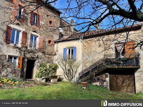 Mandate N°FRP158987 : House approximately 131 m2 including 7 room(s) - 5 bed-rooms - Garden : 500 m2, Sight : Belle vue. - Equipement annex : Garden, Garage, parking, double vitrage, Fireplace, combles, Cellar - chauffage : bois - Expect some renovat...