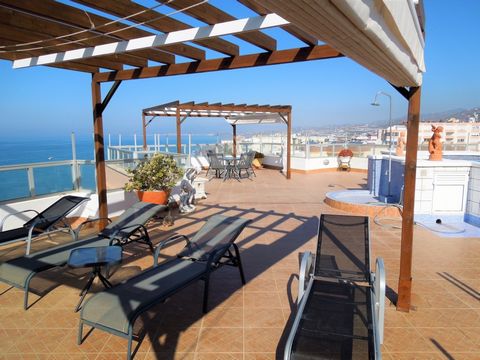 Spectacular 250 m2 luxury penthouse. The property is located on the very first line of the beach. It has 3 spacious and comfortable bedrooms, 2 bathrooms (1 en suite) plus 1 toilet. It also has a large 250 m2 terrace with a private heated pool, 2 woo...