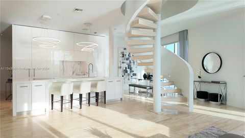 Live limitlessly at the exclusive Capri South Beach! This stunning South corner Penthouse boasts a breathtaking 270-degree view of Biscayne Bay, Downtown Miami, & of Miami Beach. With 1,919SF of pure elegance & sophistication, 11ft ceilings, & 75'Ft ...