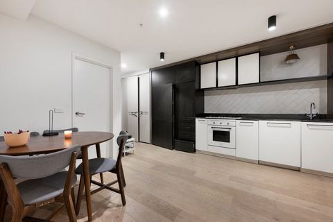 Ideally situated between the Yarra River and the cultural vibrancy and convenience of Victoria Street, this wonderfully modern apartment is the perfect combination of luxury city-edge living and urban oasis. Fantastic timber flooring features through...