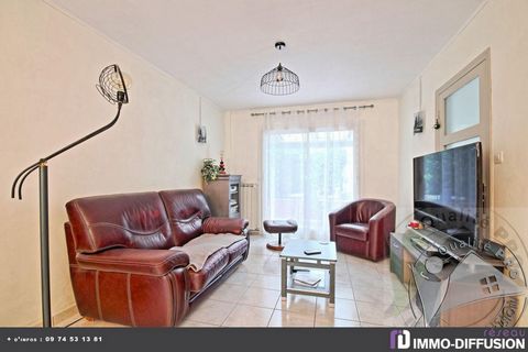 Mandate N°FRP155184 : House approximately 102 m2 including 5 room(s) - 4 bed-rooms - Garden : 170 m2, Sight : Garden. Built in 1973 - Equipement annex : Garden, Terrace, parking, double vitrage, cellier, and Air conditioning - chauffage : gaz - Class...