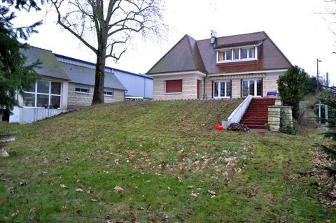 Dpt Loiret (45) SARAN maison de 130 m² avec dépendance sur un terrain de 1 800,00 m²