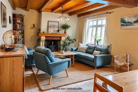 Alleen bij Jérôme Leray - Noovimo - Dit gelijkvloerse huis, genesteld in het hart van de stad Bouin in de Vendée, biedt een perfecte combinatie van comfort en rust: Dubbele woonkamer met open haard, drie ruime slaapkamers, doucheruimte met kasten, in...