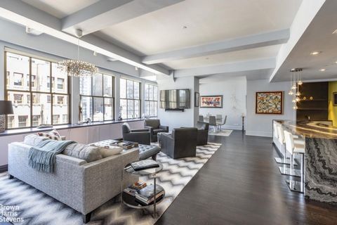 PICTURE-PERFECT 3-BEDROOM NOMAD LOFT This high-floor condominium home is perfectly perched above NOMAD while looking Midtown to the North and Hudson Yards to the West. Enter from your semi-private landing into this beautifully renovated and meticulou...