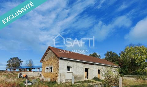To seize this old farmhouse with great potential, judge for yourself! 20 minutes from Montluçon, 15 from Evaux les Bains, and 30 from the A71 and E62, and located in the charming town of Terjat, this property benefits from an ideal location, offering...