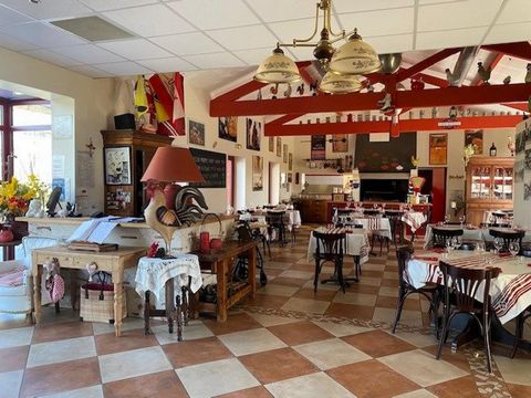 This restaurant is ideally located and directly accessible from the A63 (free exit between Bordeaux and Bayonne). Access to the beaches of the Atlantic coast is less than thirty minutes away! The sale concerns the walls and goodwill of a restaurant w...