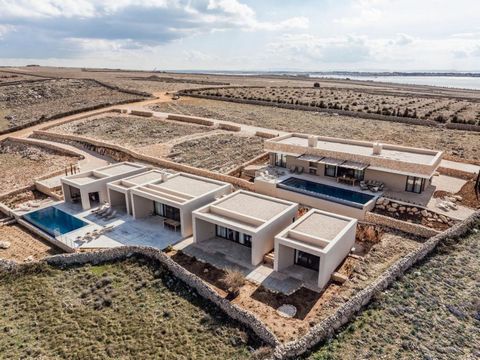 Discover a captivating modular villa for sale on Pag Island, boasting an enchanting sea view. Comprising five interconnected modules, this villa presents a harmonious architectural masterpiece. This property is a labor of love, promising visitors a u...