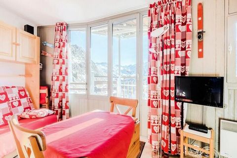 Beläget i Avoriaz i Les Ruches-distriktet, har Les Ruches-residenset tre byggnader som heter Allegro, Andante och Vivace. Detta boende är ski-in/ski-out och nära resortens centrum, nöjen och butiker. Fördelarna med ditt Super Home-boende: Du kan njut...