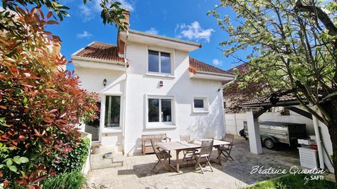 Située à Sainte-Geneviève-des-Bois, cette maison bénéficie d'un environnement paisible et familial, à proximité des commerces et écoles, offrant ainsi un cadre de vie pratique et agréable pour une famille. Implantée sur un terrain de 406 m², cette pr...