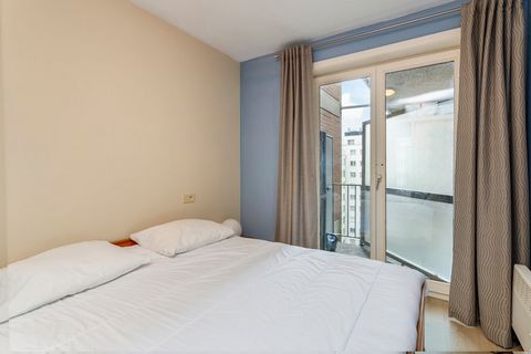 Este acogedor y confortable apartamento, situado en el octavo piso de Blankenberge, ofrece el entorno perfecto para unas relajantes vacaciones en familia, con espacio también para tu amigo de cuatro patas. La sala de estar cuenta con una cocina abier...