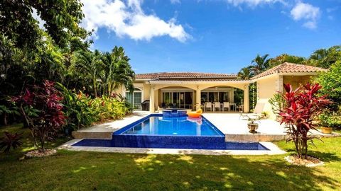 This stunning golf view villa in Cocotal offers the perfect setting for a peaceful and comfortable lifestyle, whether you’re a young couple with children or a retired couple looking to spend quality time with your family. The villa is designed to pro...