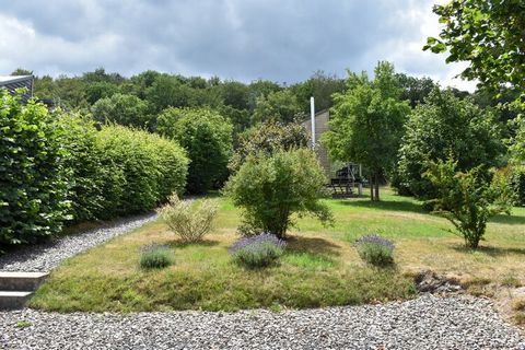 La casa vacanza è stata costruita nell'estate del 2010 ed è un monolocale di 22 mq grande e alla moda con una bellissima terrazza solarium in legno. La casa attrae particolarmente le persone che vogliono stare molto fuori e/o fare escursioni, ma sono...