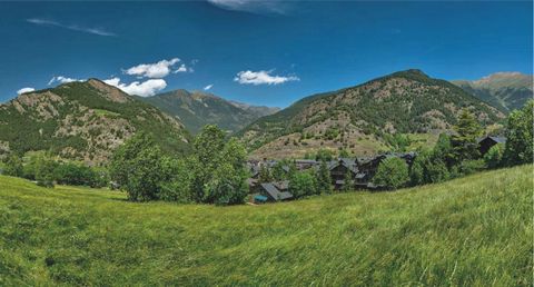 We have a magnificent plot near the center of the town of Ordino. The land is connected through a two-way road, so the urbanization can be accessed both by car and on foot. It is a plot that, thanks to the slope of the land, has sun and panoramic vie...