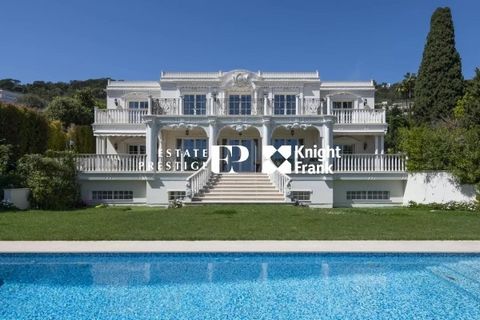 Located in the highly sought-after Super Cannes area, just ten minutes from the centre of Cannes, the Croisette and the beaches, this magnificent 600 m2 villa faces south with panoramic sea views as far as Cap d'Antibes. The property has a flat plot ...