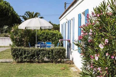 Venez découvrir tout le charme de l'Île d'Oléron dans la Résidence Odalys Terre Marine  entièrement neuve située à 3km du centre-ville de Saint Pierre d'Oléron et à 1200m des plages. Vous profiterez de tout ce qui fait le charme de cette île touristi...