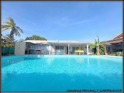 A VENDRE A KOUROU (97310) UNE MAGNIFIQUE MAISON T5 de 151 m² - SUPERFICIE DU TERRAIN 848 m² - PRIX DE 450 000