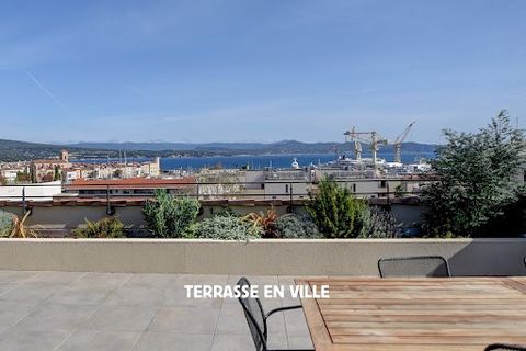 LA CIOTAT - OLD PORT & CALANQUES - T4 APARTMENT 105M2 - 90M2 TERRACE - SEA VIEW - 2 PARKING SPACES Guaranteed favorite for this magnificent crossing T4 apartment of 105m2 ideally located in a quiet area, a short walk from the old port and the calanqu...