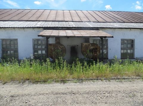 Продается через электронные торги на площадке ЭТП ГПБ здание гаража общей площадью 1218.5 кв.м. Комплекс объектов недвижимого имущества в составе: - здание автогаража (к. н. 70:19:0000003:834) и право аренды земельного участка (к. н. 70:19:0000003:76...