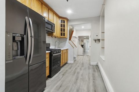 Discover your spacious sanctuary at 249 Hull Street, a stunning 2-bedroom, 1.5 bathroom duplex Condo that perfectly marries modern convenience with classic charm. Spanning an impressive 1,034 square feet, this unit boasts a thoughtfully designed layo...