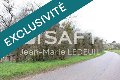 Jean Marie LEDEUIL SAFTI vous propose, un terrain d'une superficie totale de 1110 m2 en commune de Fontenoy sur Moselle à proximité de Toul et Nancy. Accessibilité en voiture, idéale pour terrain de loisir, stockage de bois, verger potager. Terrains ...