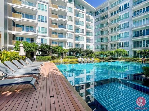 Presenting a 2 bed, 2 bath condo in Khao Takiab, adjacent to Sea Pines Army Golf Course, offering a mere 5-minute stroll to the idyllic Khao Takiab beach and a 10 minute drive to the vibrant Market Village. The condominium features: -2 bedrooms -2 ba...