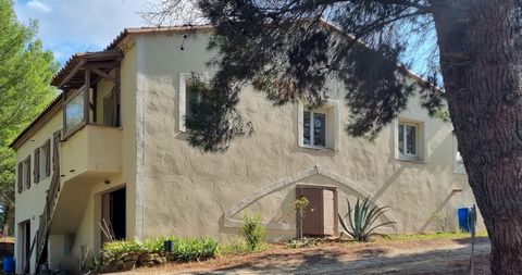 Charming 4-Bedroom House with Separate 2-Bedroom Static Mobile Home, 5 Minutes from Limoux – Gardens and Views\n\nNestled in a serene location just 5 minutes from Limoux, this delightful property offers a spacious wooded plot of approximately 4,100m²...